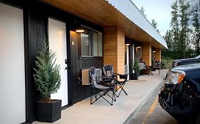 Outdoors Inn